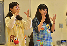 手話クラブ写真2